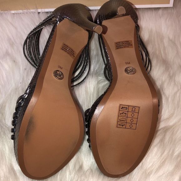 NIB! HP!! Michael Kors Leann Leather Strappy Evening Sandals - Picture 9 of 12